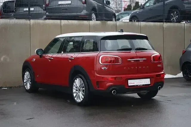 Gebraucht Mini Cooper Clubman 192 PS (141 kW) 2017 Rot Kombi