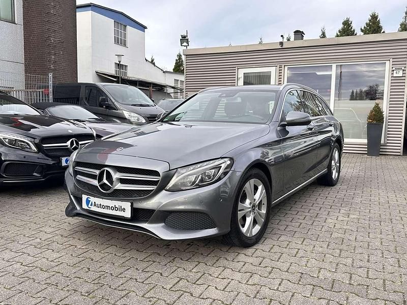 Gebraucht Mercedes C220 170 PS (125 kW) 2017 Selenitgrau  metalliclack Kombi