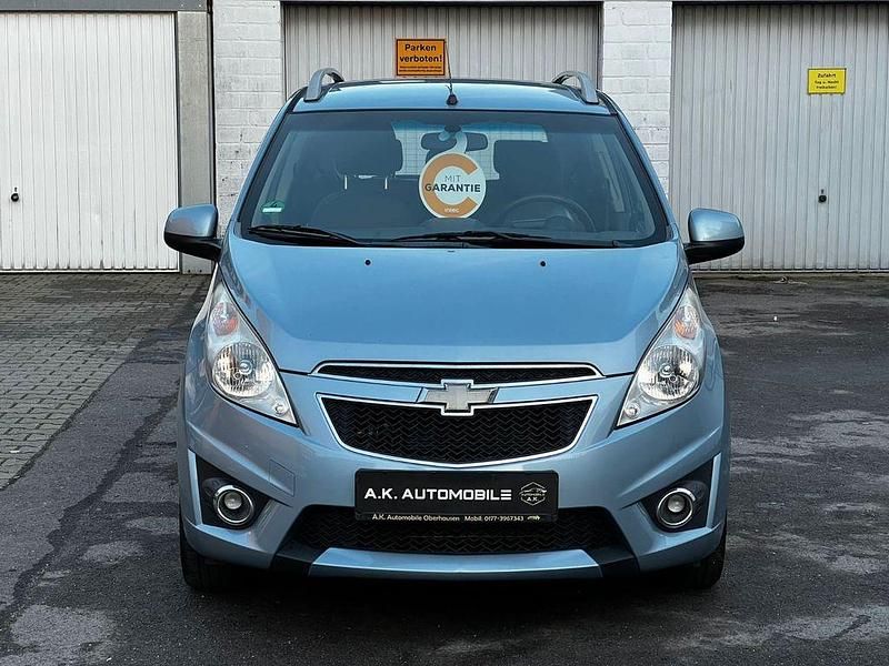 Gebraucht Chevrolet Spark LT 82 PS (60 kW) 2011 Eisblau/misty lake met Kleinwagen