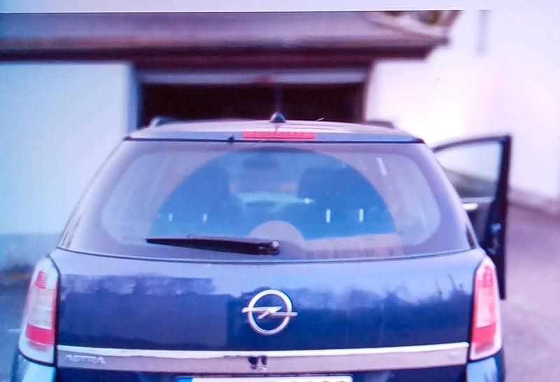 Gebraucht Opel Astra 110 PS (80 kW) 2007 Blau Kombi