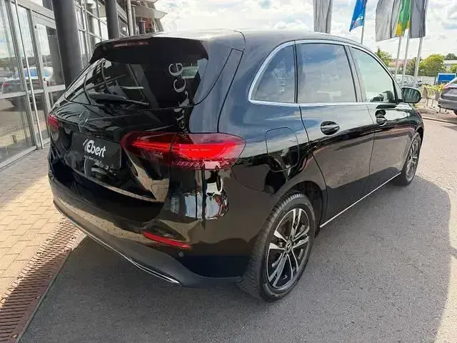 Gebraucht Mercedes B250e Progressive 2023 Schwarz Kleinwagen