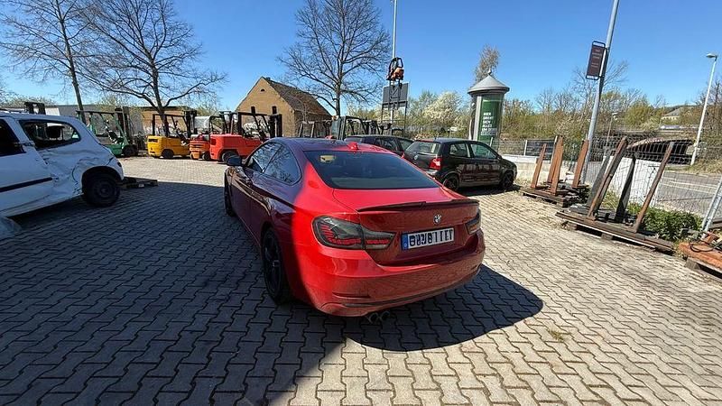 Używany BMW 430 Shadowline 252 KM (185 kW) 2016 Czerwony Coupe