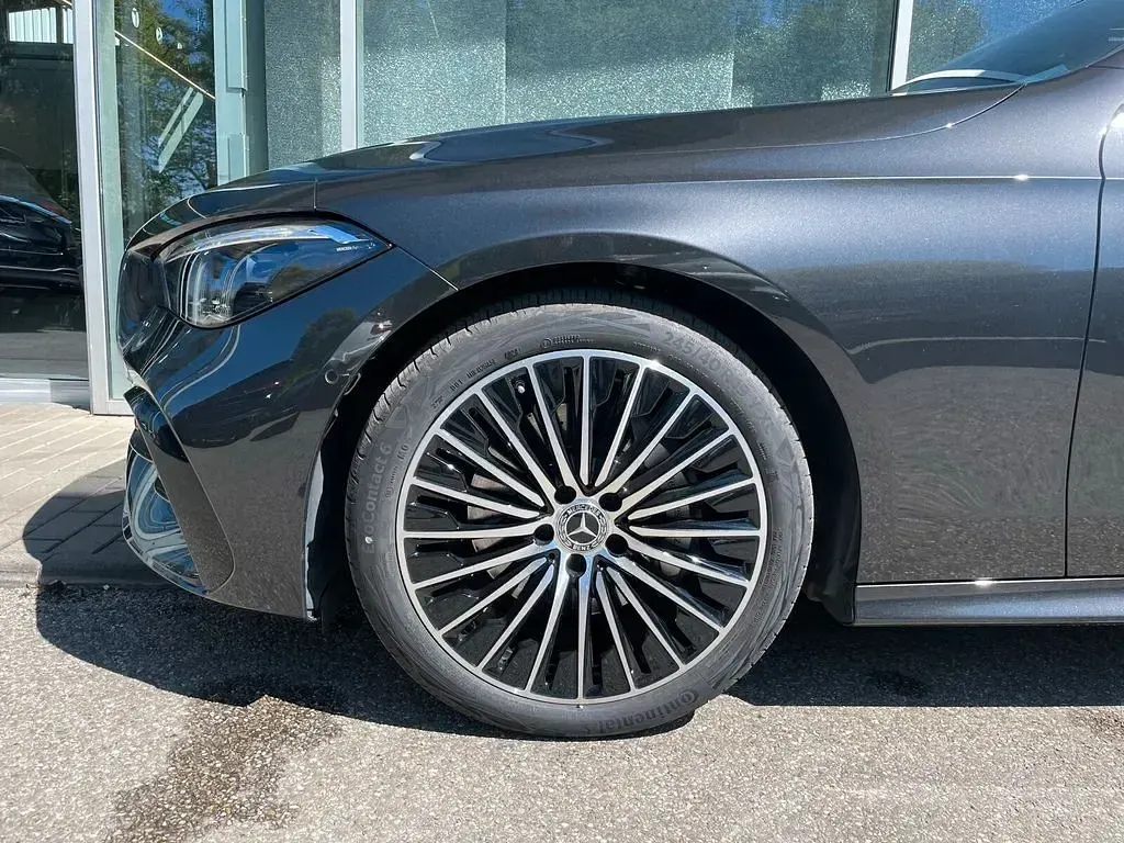 Gebraucht Mercedes CLE220 AMG 197 PS (144 kW) 2025 Lack graphitgrau Cabrio