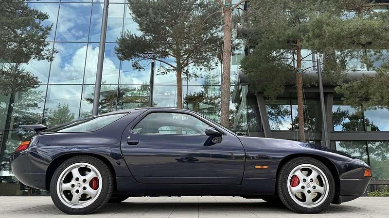 Blau Gebraucht 1995 Porsche 928 Coupé | 39.500 € - Bild 1/4