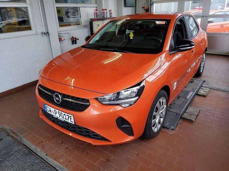 Gebraucht Opel Corsa-e Edition 100 kW (136 PS) 2022 Power orange/dynamik orange Kleinwagen