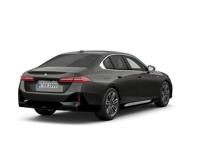 Gebraucht BMW 520 Performance 197 PS (144 kW) 2024 Grau Limousine