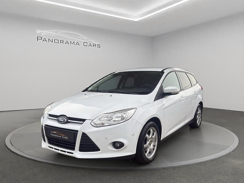 Gebraucht Ford Focus 125 PS (91 kW) 2014 Weiß Kombi