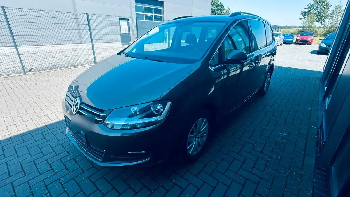 Gebraucht VW Sharan 150 PS (110 kW) 2010 Braun Van / Kleinbus