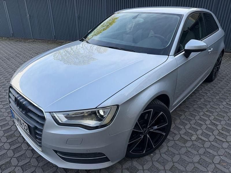 Usata Audi A3 Ambition 179 CV (131 kW) 2012 Argento Utilitaria