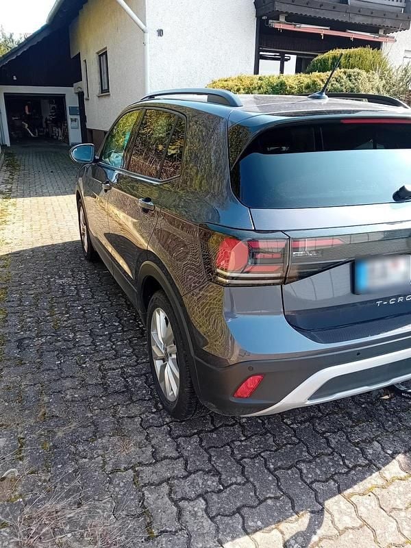 Gebraucht VW T-Cross 95 PS (69 kW) 2025 Grau SUV