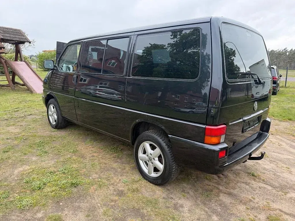 Gebraucht VW T4 151 PS (111 kW) 2002 Schwarz Van