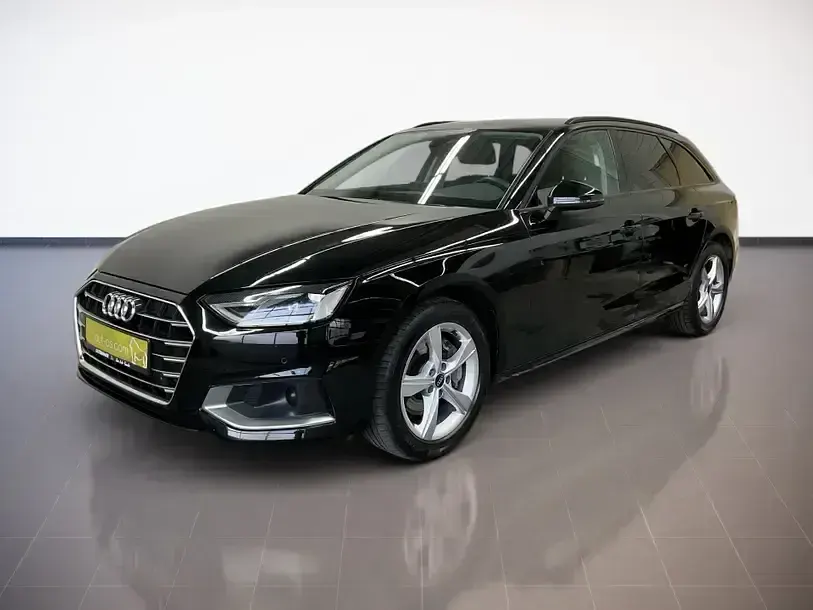 Używany Audi A4 Advanced Plus 204 KM (150 kW) 2022 Czarny Kombi