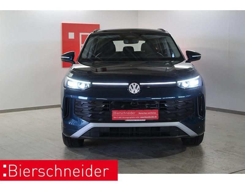 Gebraucht VW Tayron Life 150 PS (110 kW) 2025 Blau SUV