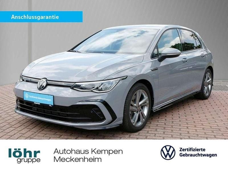 Mondsteingrau Gebraucht 2024 VW Golf VIII R-line Limousine | 30.950 € (Superpreis) - Bild 1/3