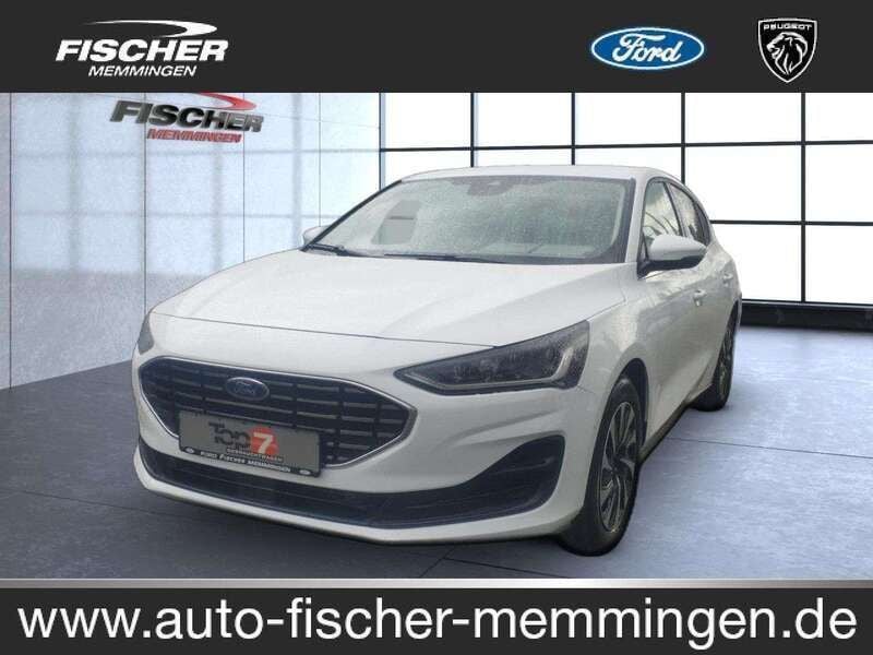 Frostweiß (weiß) Gebraucht 2024 Ford Focus Titanium Limousine | 23.990 € (Fairer Preis) - Bild 1/4