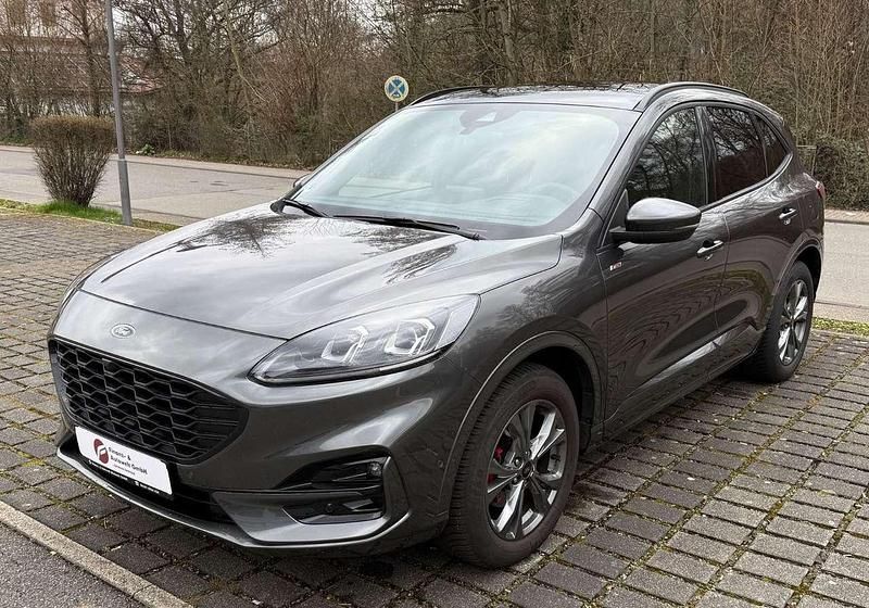 Grau Gebraucht 2024 Ford Kuga ST-Line X SUV | 30.900 € (Fairer Preis) - Bild 1/4