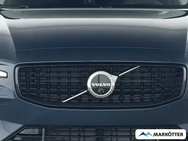 Gebraucht Volvo V60 Plus 197 PS (144 kW) 2025 Blau Kombi