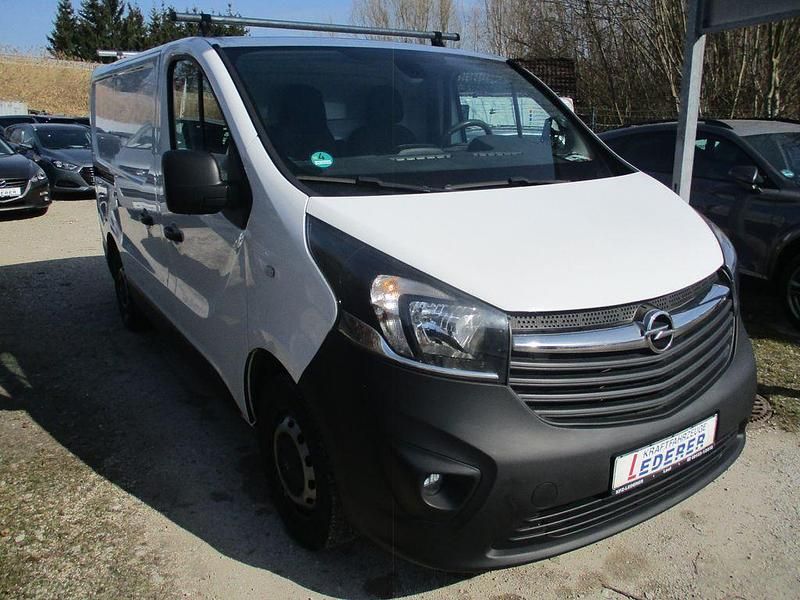 Gebraucht Opel Vivaro 116 PS (85 kW) 2015 Weiß Van / Kleinbus