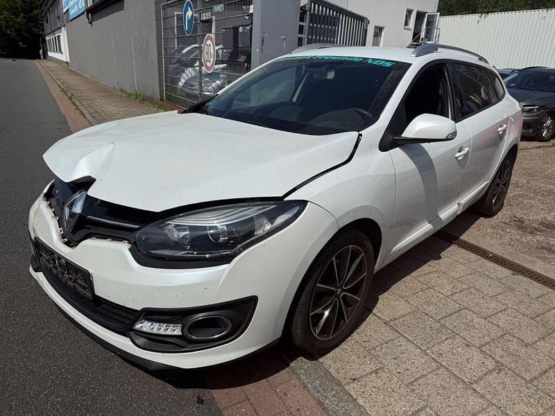 Weiß Gebraucht 2014 Renault Mégane GrandTour Dynamique Kombi | 1.780 € - Bild 1/4