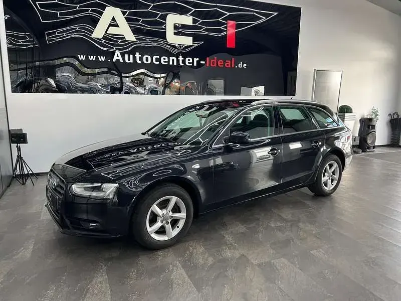 Gebraucht Audi A4 Ambiente 150 PS (110 kW) 2013 Schwarz Kombi