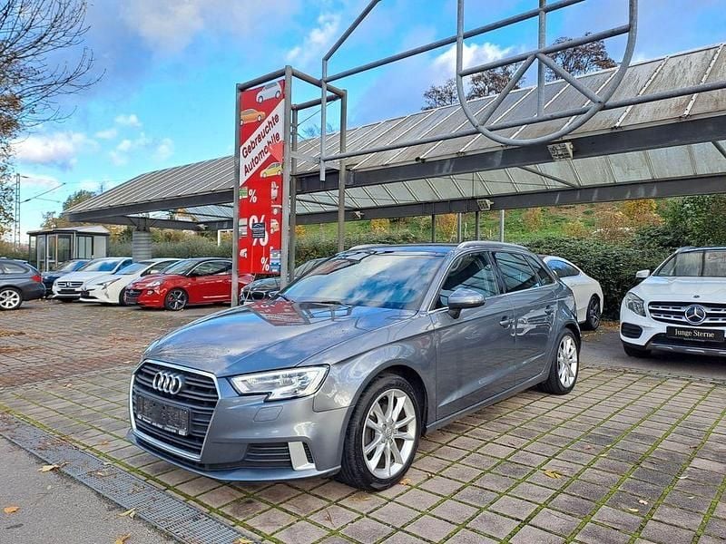 Grau Gebraucht 2018 Audi A3 Sportback Sport Kleinwagen | 14.950 € (Guter Preis) - Bild 1/4