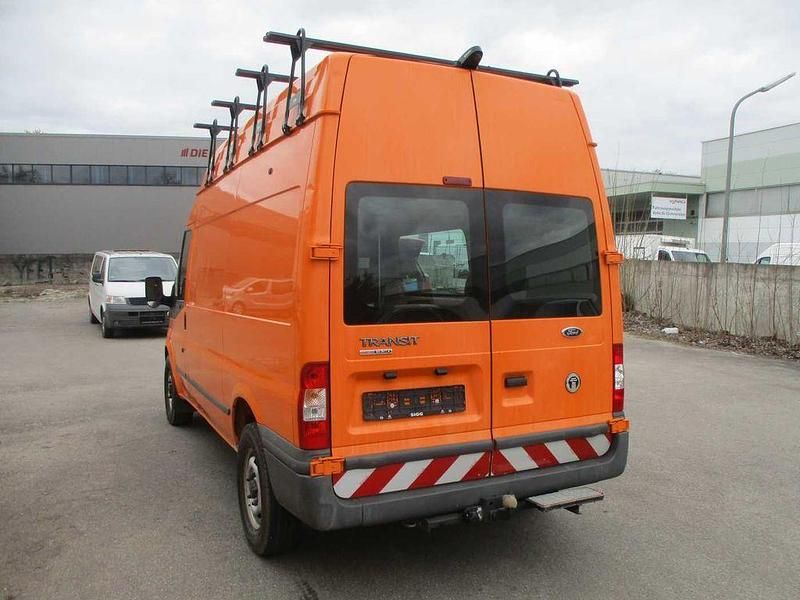 Second-hand Ford Transit 116 CP (85 kW) 2007 Portocaliu Monovolum