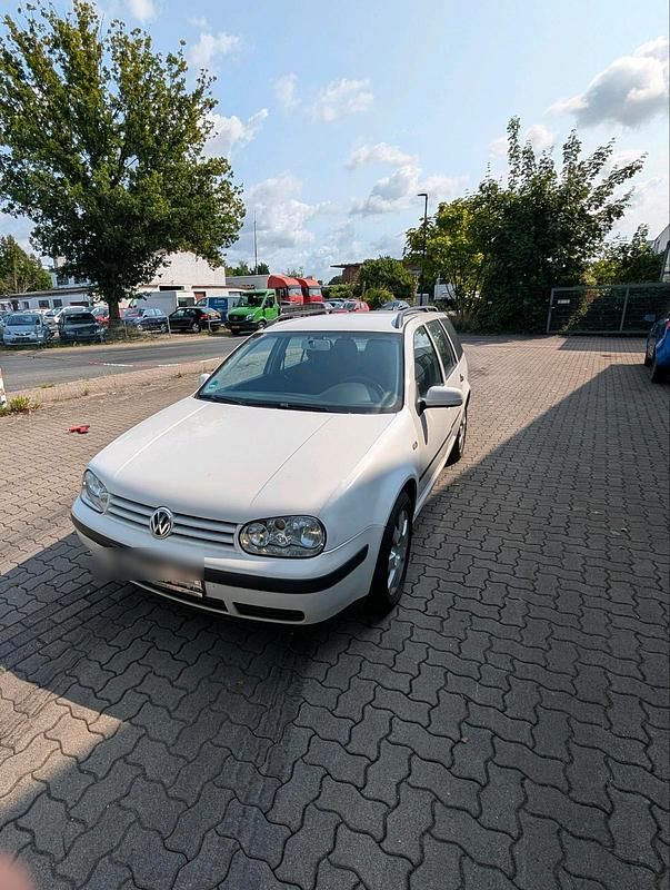 Gebraucht 2006 VW Golf V Kombi | 3.000 € (Guter Preis) - Bild 1/4