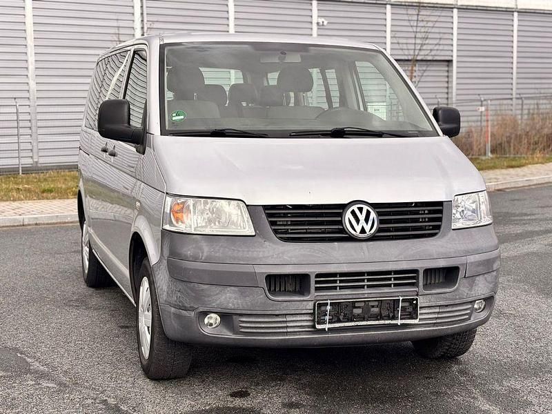 Gebraucht VW Caravelle 131 PS (96 kW) 2008 Silber Van