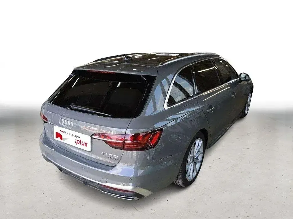 Gebraucht Audi A4 S-Line 204 PS (150 kW) 2024 Grau Kombi