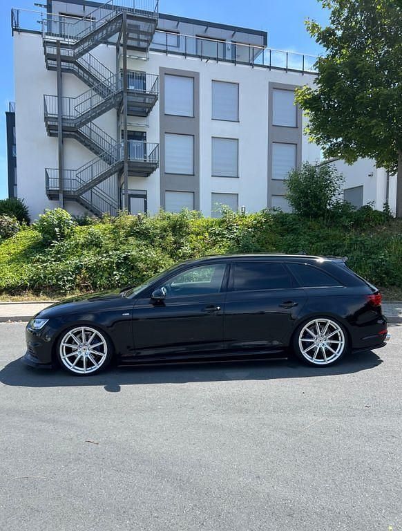 Gebraucht Audi A4 S-Line 190 PS (139 kW) 2018 Schwarz Kombi