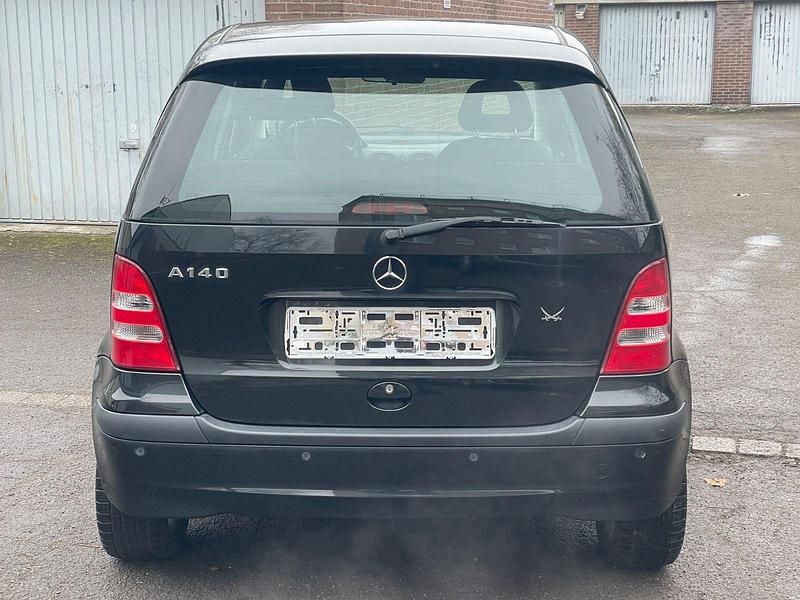 Gebraucht Mercedes A140 82 PS (60 kW) 2004 Schwarz Kleinwagen