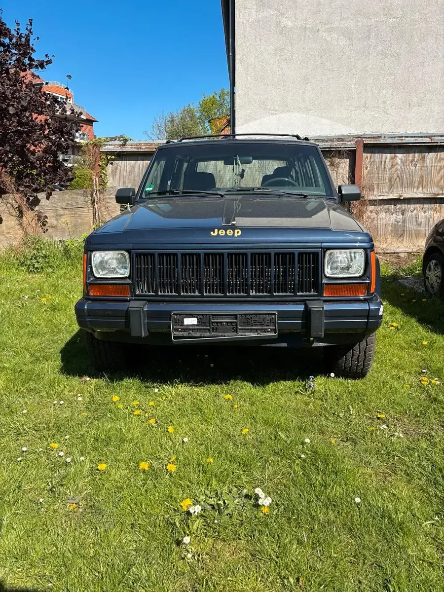 Occasion Jeep Cherokee 184 ch (135 kW) 1992 Bleue SUV