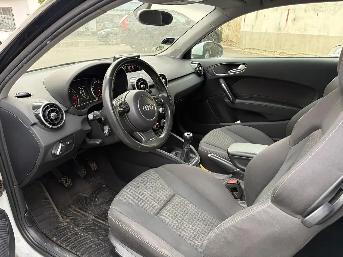 Usata Audi A1 90 CV (66 kW) 2013 Bianco Utilitaria