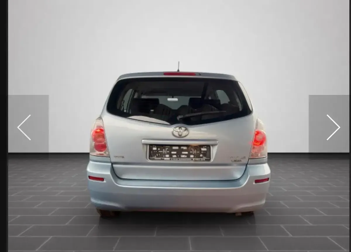 Używany Toyota Corolla 110 KM (80 kW) 2005 Srebrny Kombi