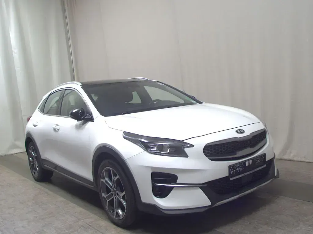 Gebraucht Kia Ceed Spirit 136 PS (100 kW) 2021 Hw2 deluxeweiss met (metallic) Kleinwagen