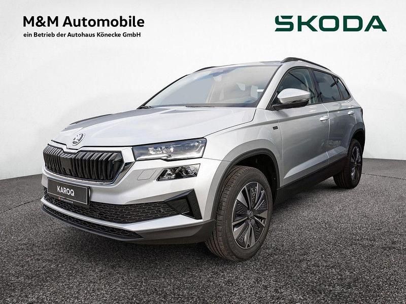 Silber Gebraucht 2024 Skoda Karoq Selection SUV | 30.890 € (Fairer Preis) - Bild 1/4