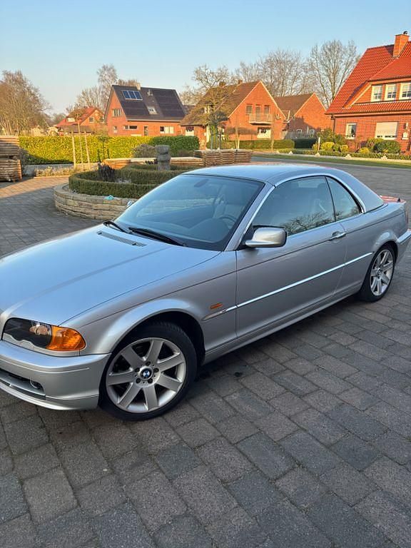 Gebraucht BMW 323 170 PS (125 kW) 2000 Silber Cabrio