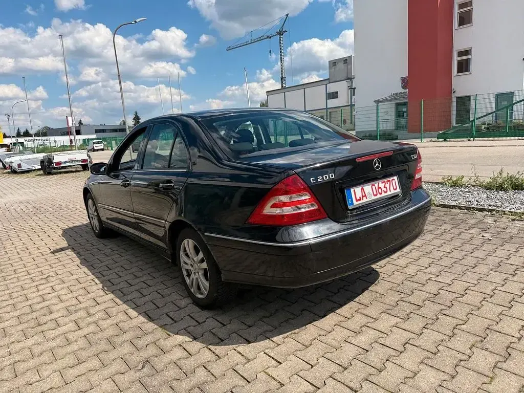 Gebraucht Mercedes C200 Elegance 122 PS (89 kW) 2004 Schwarz Limousine