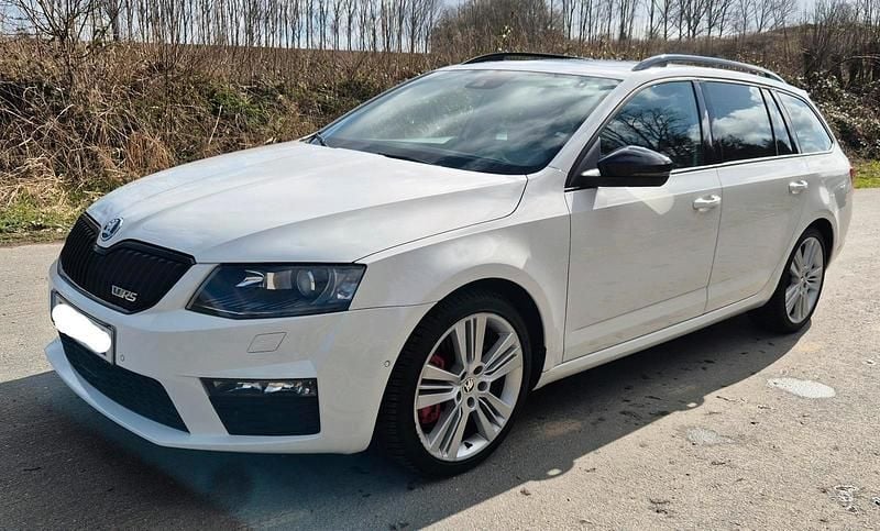 Gebraucht Skoda Octavia RS 184 PS (135 kW) 2014 Weiß Kleinwagen