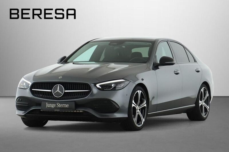 Grau Gebraucht 2022 Mercedes C300 Avantgarde Limousine | 36.580 € (Superpreis) - Bild 1/4