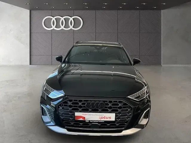 Gebraucht Audi A3 e-tron Ambiente 204 PS (150 kW) 2025 Mythosschwarz metallic Kleinwagen