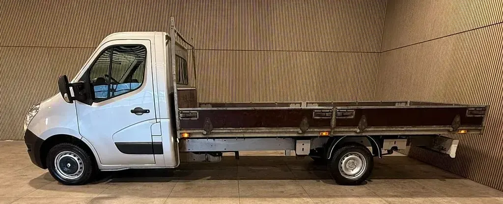 Gebraucht Renault Master 145 PS (106 kW) 2020 Grau Van / Kleinbus