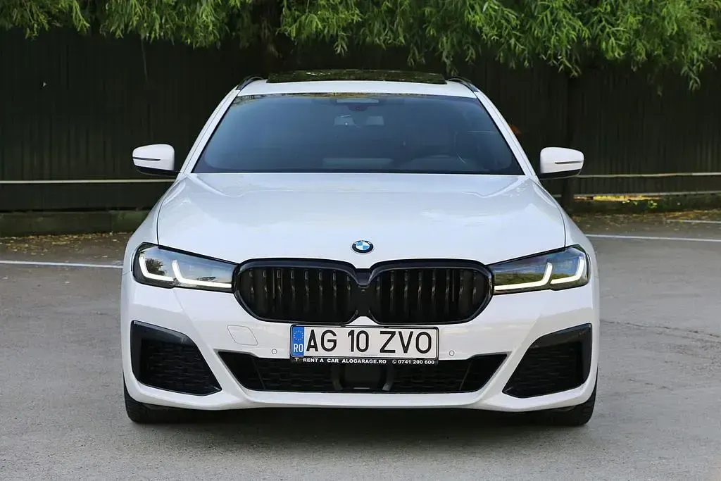 Gebraucht BMW 520 M Sport 190 PS (139 kW) 2021 Weiß Limousine
