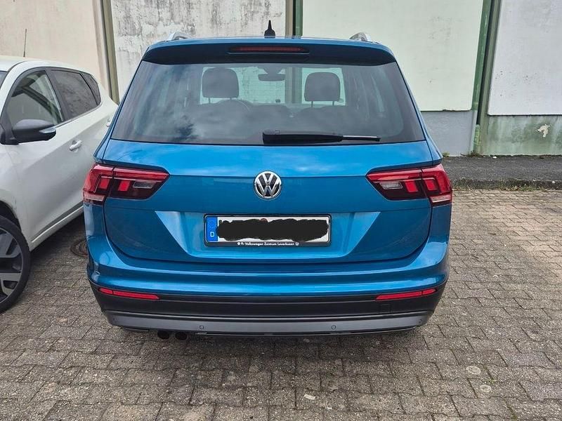 Gebraucht VW Tiguan Highline 150 PS (110 kW) 2019 Blau SUV