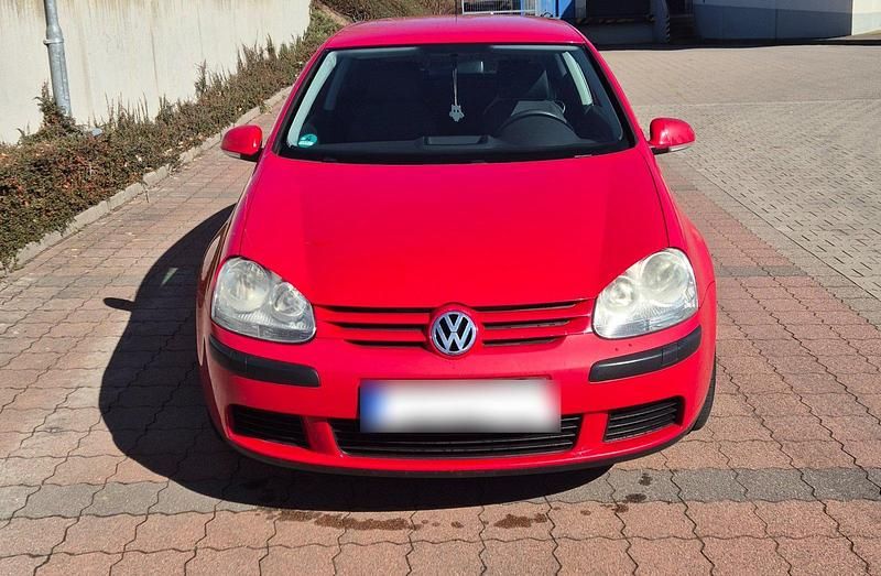 Gebraucht VW Golf V 75 PS (55 kW) 2005 Rot Kleinwagen