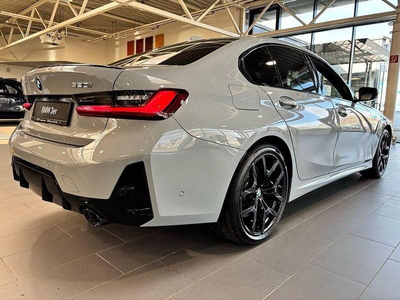 Nowe BMW 320 Performance 184 KM (135 kW) 2026 Szary Sedan/Limuzyna