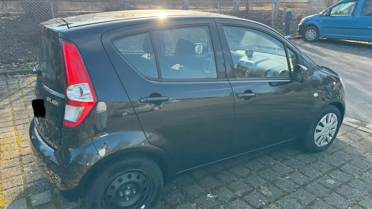 Usado Suzuki Swift 105 CV (77 kW) 2010 Negro Utilitario