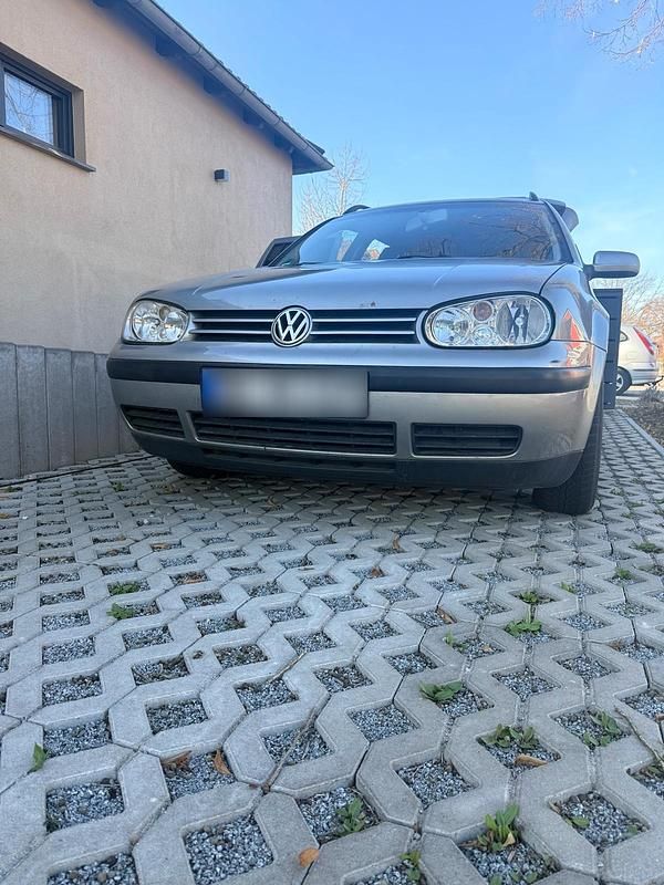 Gebraucht VW Golf IV 101 PS (74 kW) 2002 Silber Kombi
