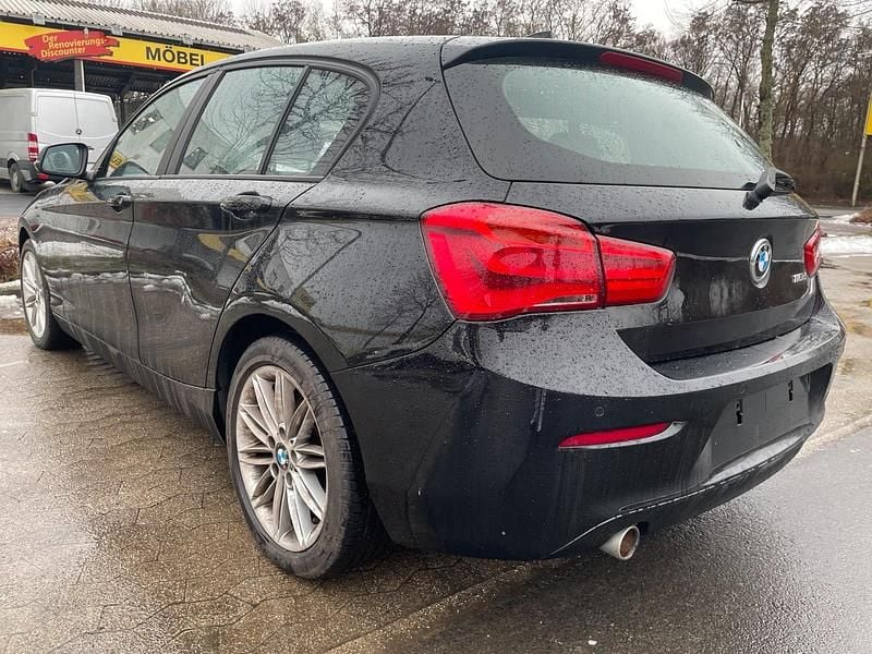 Second-hand BMW 116 115 CP (84 kW) 2017 Negru Hatchback