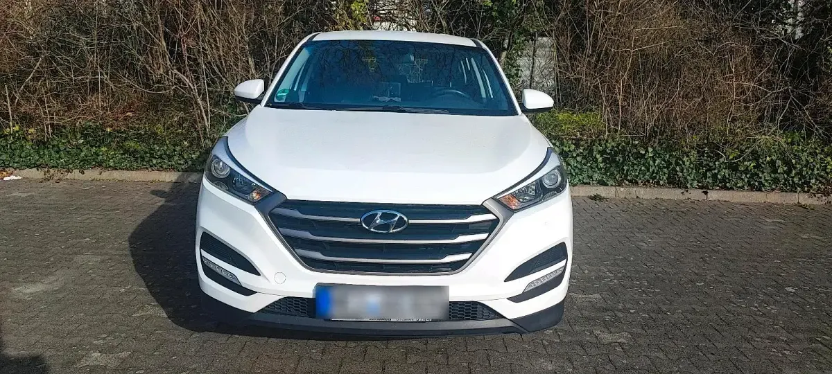 Gebraucht Hyundai Tucson 132 PS (97 kW) 2016 Weiß SUV